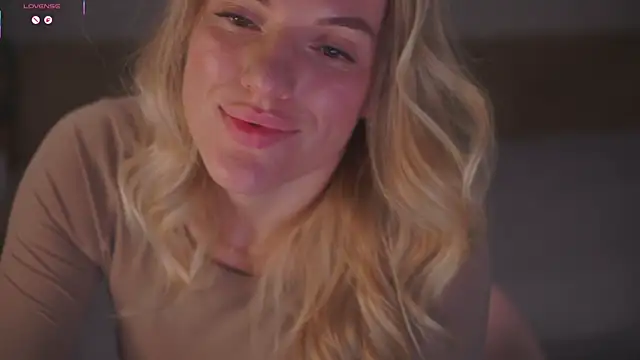 Vanille Mystery online show from February 4, 2026, 6:03 pm