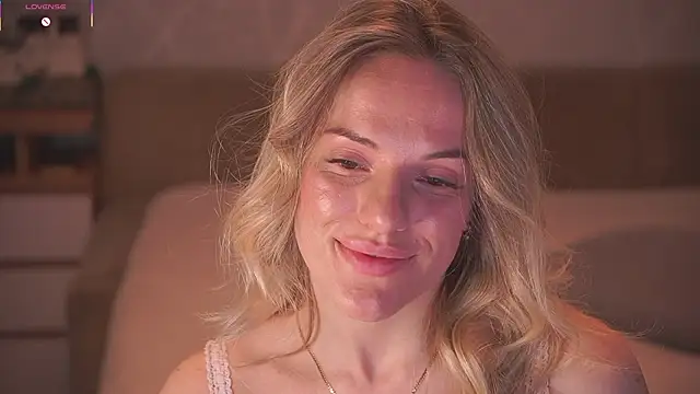 Vanille Mystery online show from March 29, 2026, 8:42 pm