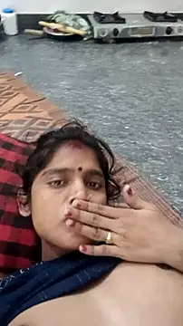 Guriya0076 online show from October 3, 2025, 4:15 pm