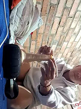 GaaraDiaz online show from September 25, 2025, 4:05 am