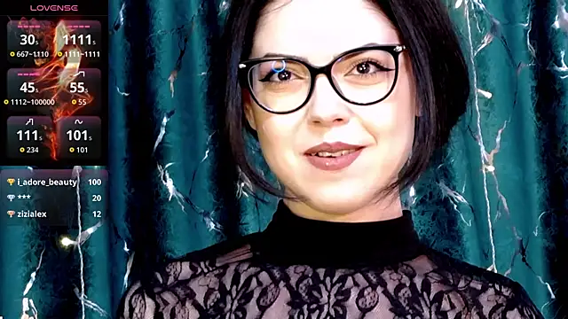 KaylaLewys online show from February 12, 2026, 6:36 pm