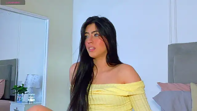 Ambar Bull online show from April 17, 2026, 10:51 am