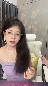 Qianqian-888 online show from October 11, 2025, 9:52 am