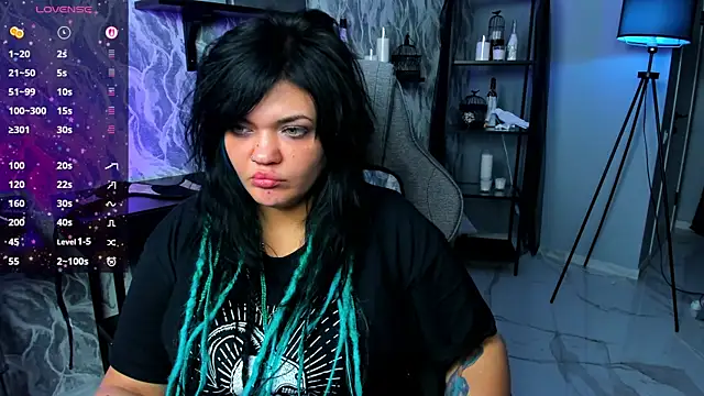 MaryHarrys online show from November 16, 2025, 2:39 am