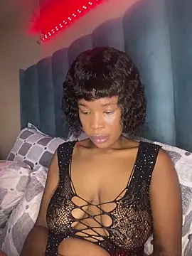 Caramel Mellow online show from February 18, 2026, 9:22 pm