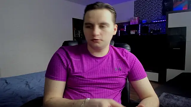 Snapshot of romiosabrino chatting on March 7, 2026, 2:25 pm romiosabrino online show from March 7, 2026, 2:25 pm