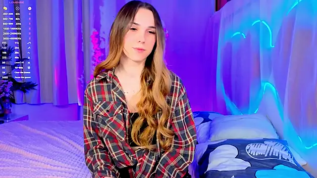 -CindyLou online show from October 4, 2025, 8:29 pm