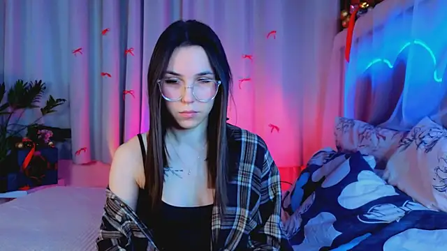 -CindyLou online show from January 14, 2026, 5:46 am