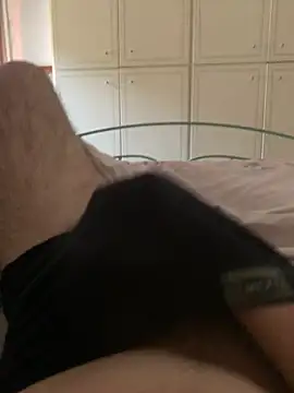 Snapshot of Giocherellone_Italiano chatting on March 3, 2026, 12:22 pm Giocherellone Italiano online show from March 3, 2026, 12:22 pm