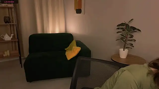 Dilara xBaby online show from March 31, 2026, 2:39 pm