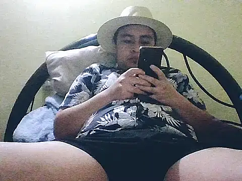 Snapshot of jorgexsuil2hh chatting on November 24, 2025, 6:07 pm jorgexsuil2hh online show from November 24, 2025, 6:07 pm