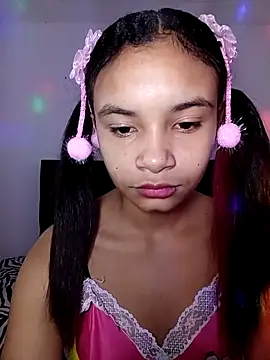 liz7skinny online show from April 19, 2026, 9:06 pm