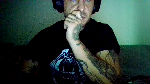 MrNice85 online show from November 1, 2025, 8:05 am