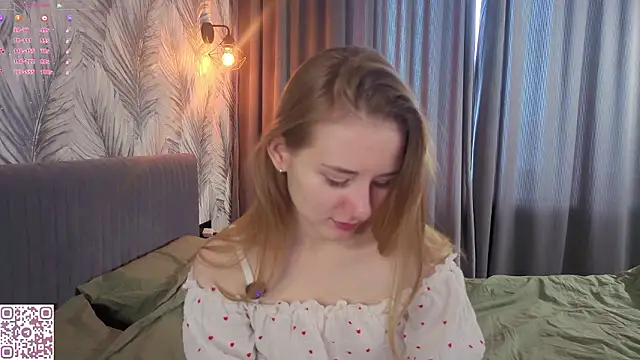 ElvinaRose online show from March 11, 2026, 4:29 am