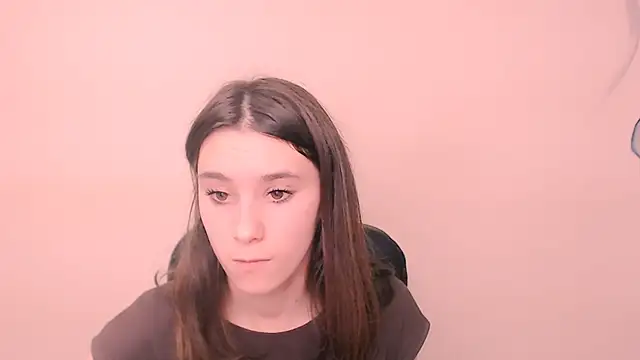 RosaRay  online show from November 15, 2025, 7:38 am