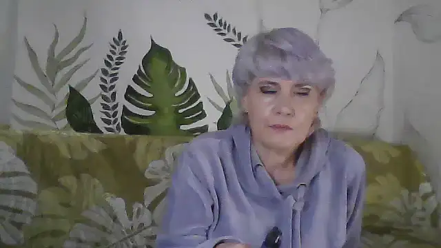 Catty Lady online show from January 11, 2026, 6:24 pm