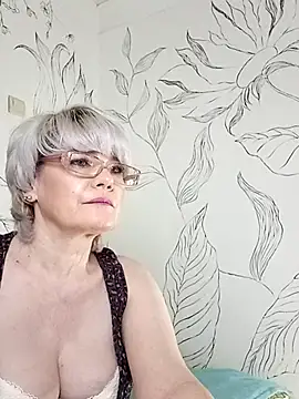 Catty Lady online show from March 27, 2026, 7:46 pm