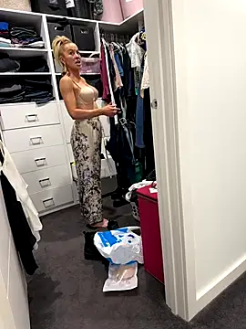 Reacher110565 online show from October 8, 2025, 10:24 am