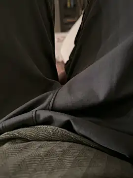 pranastro00 online show from December 23, 2025, 3:26 am