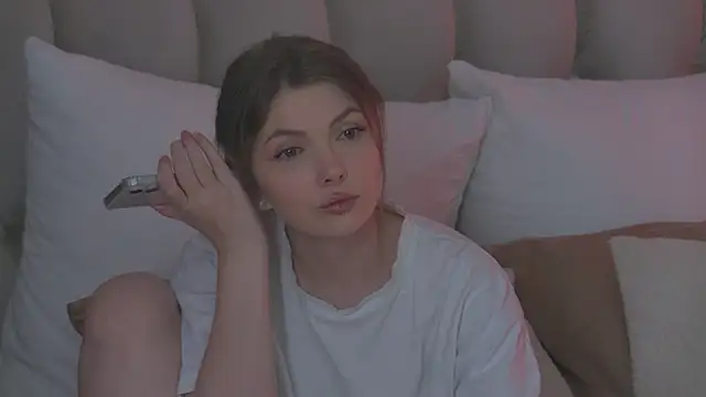 Snapshot of miamunn chatting on February 2, 2026, 10:52 pm miamunn online show from February 2, 2026, 10:52 pm