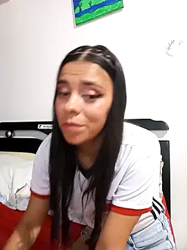 Snapshot of SharonDustLove chatting on September 9, 2025, 11:15 pm SharonDustLove online show from September 9, 2025, 11:15 pm