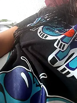 Snapshot of SharonDustLove chatting on October 26, 2025, 9:31 pm SharonDustLove online show from October 26, 2025, 9:31 pm