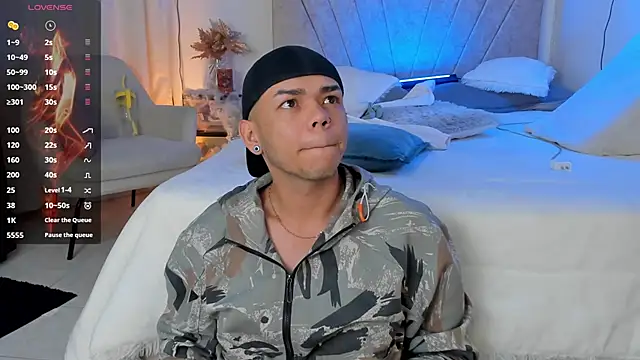 jhosepMoreno online show from October 11, 2025, 1:09 pm