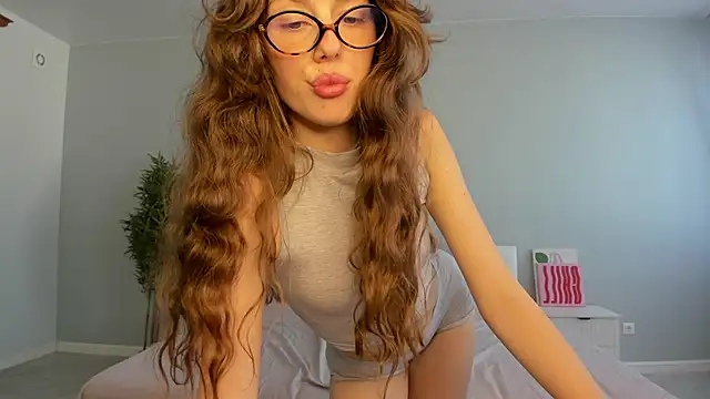 roxxxy 10 online show from October 22, 2025, 4:24 am