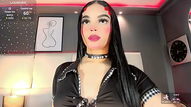 LiaFernandaa online show from September 18, 2025, 2:08 pm