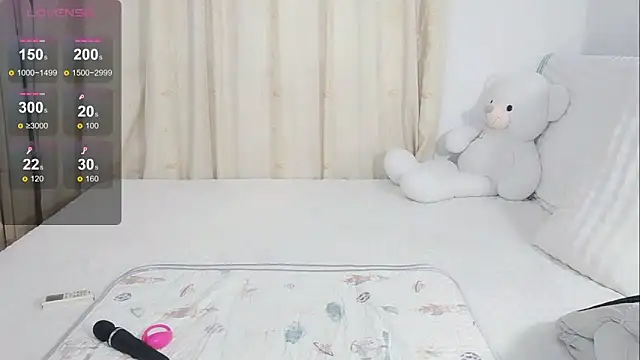Snapshot of Ailsa-Baby chatting on October 19, 2025, 9:32 am Ailsa-Baby online show from October 19, 2025, 9:32 am