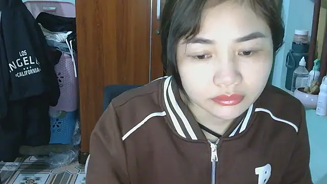 Uhem112 online show from November 24, 2025, 1:11 pm