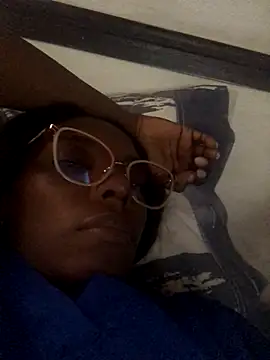 BryanaSmith21 online show from September 26, 2025, 6:01 pm