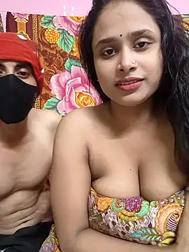 Seducing couple online show from October 3, 2025, 7:16 am