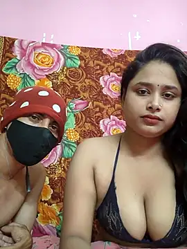 Snapshot of Seducing_couple chatting on May 23, 2026, 4:07 am Seducing couple online show from May 23, 2026, 4:07 am