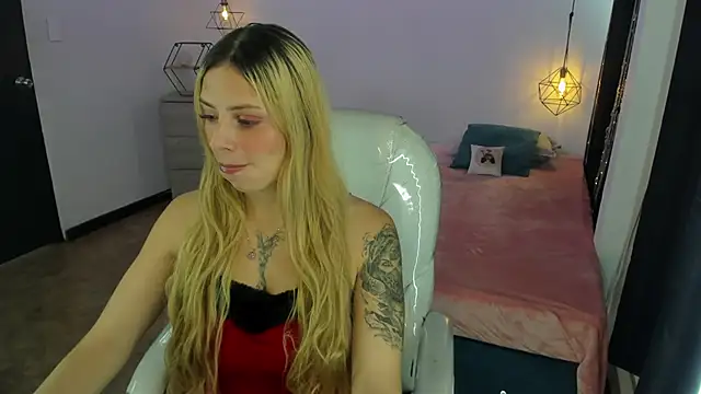 Jennaa Cooper online show from November 2, 2025, 4:20 pm