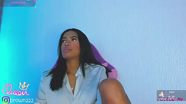  naomibrown  online show from March 3, 2026, 4:51 am