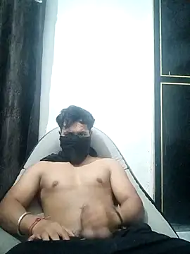 Kartikkartik8595 online show from November 2, 2025, 7:27 pm