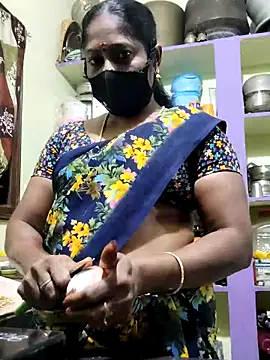 papukurty online show from October 14, 2025, 2:29 pm