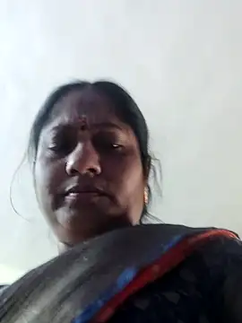 papukurty online show from March 1, 2026, 11:56 am