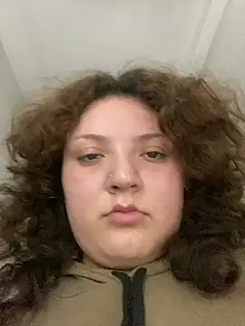 Solangerulo  online show from March 15, 2026, 8:20 am