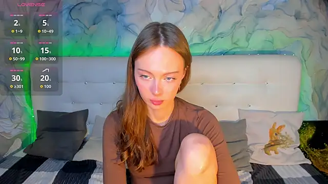 LolaMeddisson online show from October 9, 2025, 10:08 pm