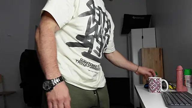 Stewart Barnz online show from October 25, 2025, 12:56 pm