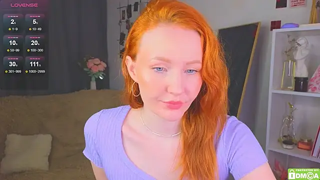 JoyceJones online show from October 3, 2025, 7:11 pm