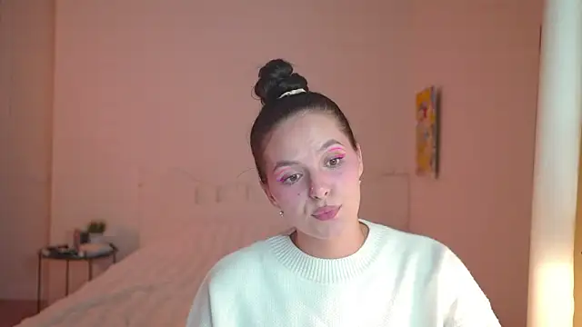 Snapshot of EwelynScott chatting on October 4, 2025, 7:23 pm EwelynScott online show from October 4, 2025, 7:23 pm