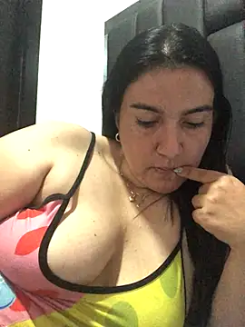 sweetdulcexxx online show from October 19, 2025, 8:09 pm