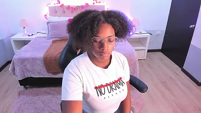 ebony fantasy2 online show from September 23, 2025, 12:19 pm