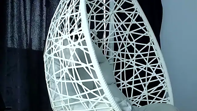 cuteeimy online show from September 23, 2025, 7:39 pm