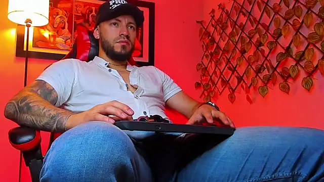 DIMITRI MASTEER online show from December 1, 2025, 8:14 pm