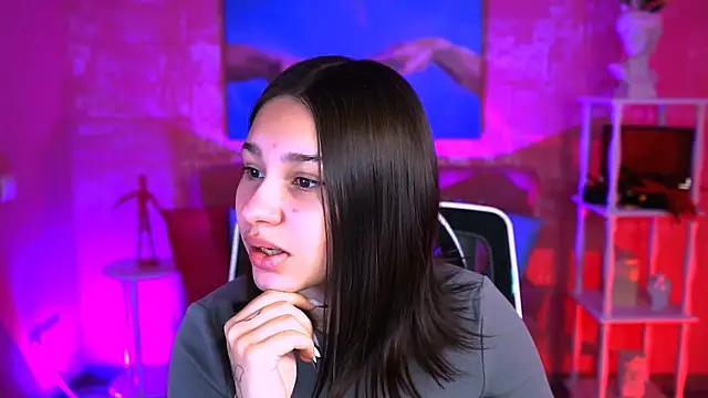 Snapshot of KimClarks_ chatting on October 13, 2025, 8:25 am KimClarks  online show from October 13, 2025, 8:25 am