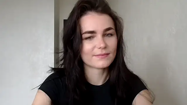 Silviaa a online show from October 12, 2025, 11:09 am